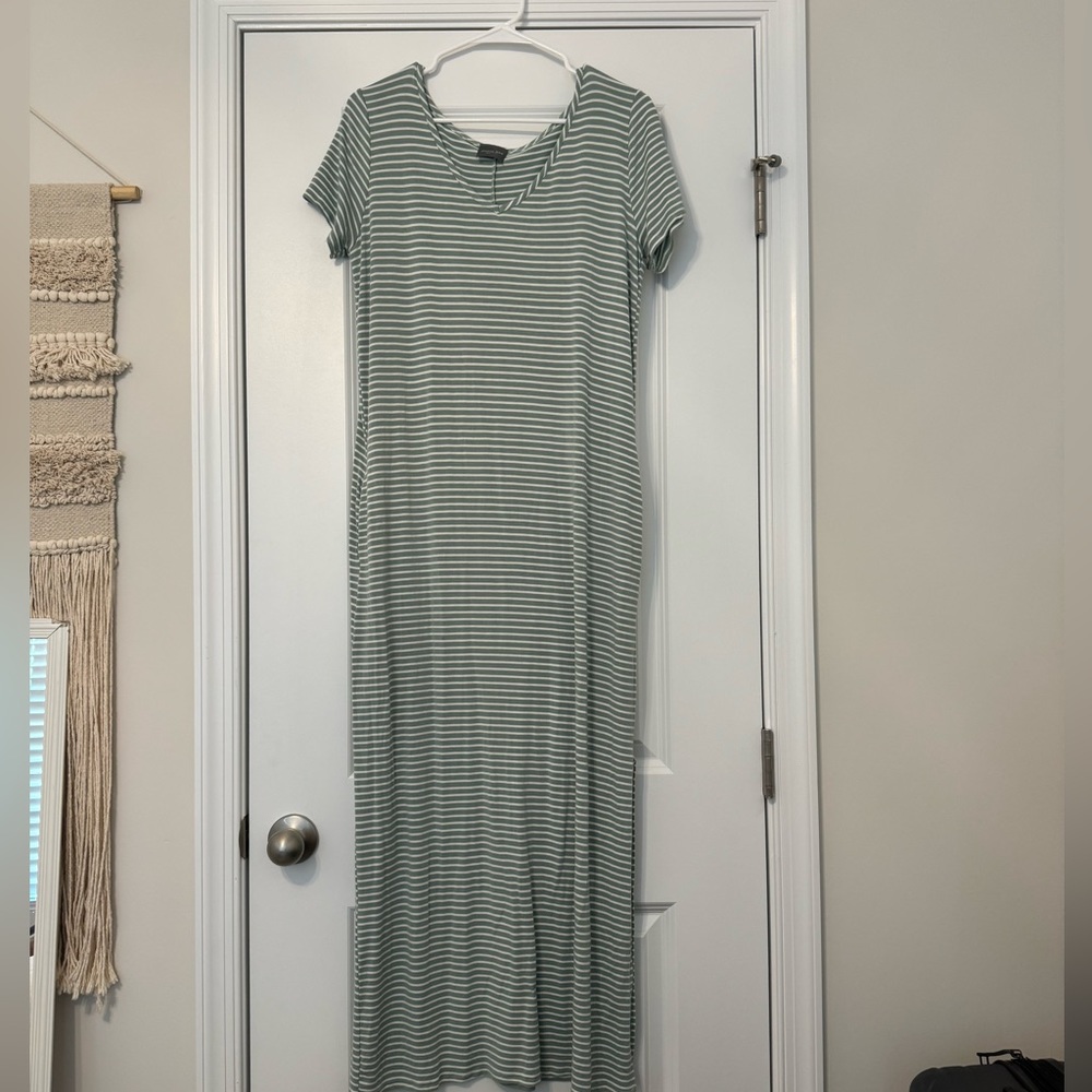Olivia Rae Maxi Dress